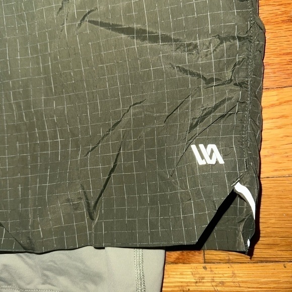 VRST Dick’s Sporting Goods Hybrid Men's Running Short - NWT - Picture 9 of 13